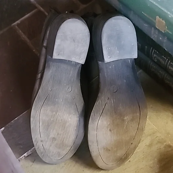 size 7 Chelsea Boot - Picture 6 of 7